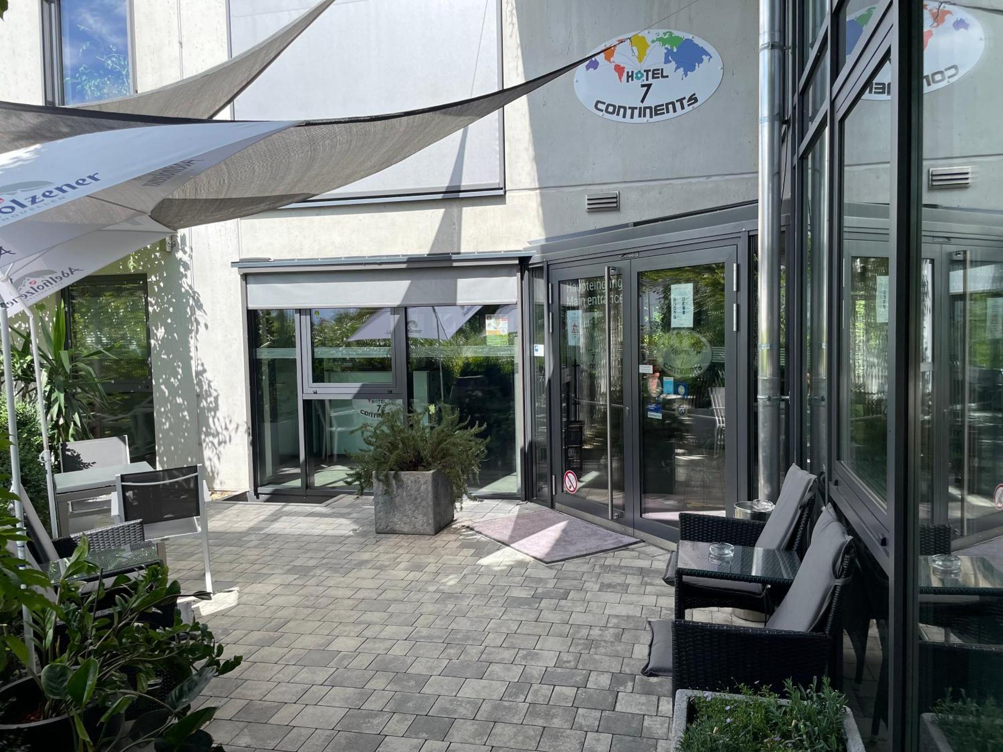 Hotel7Continents Neutraubling Buitenkant foto