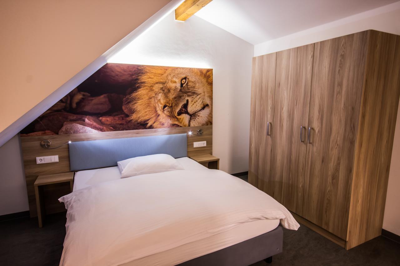 Hotel7Continents Neutraubling Buitenkant foto